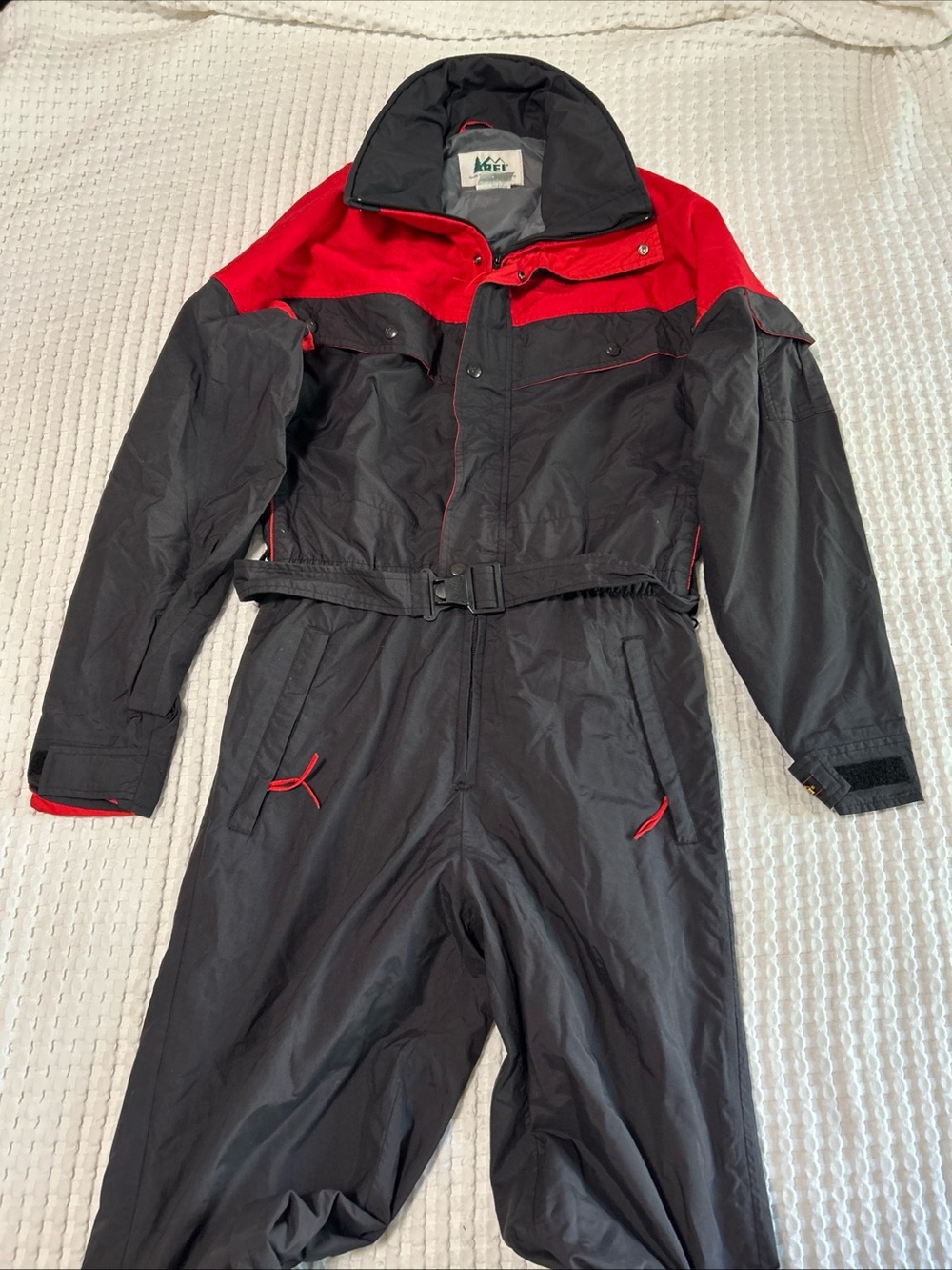 Vintage 1980s REI Ski Suit Men’s Medium One Piece Red & Black Snowsuit